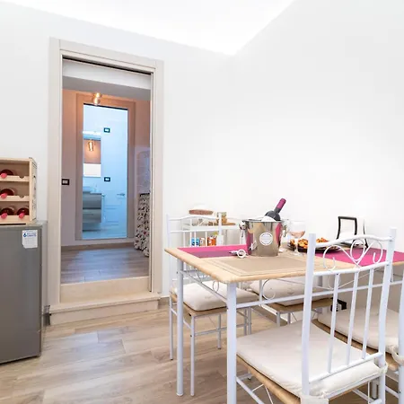 Ferienwohnung La Dimora In Citta Bari Exterior foto